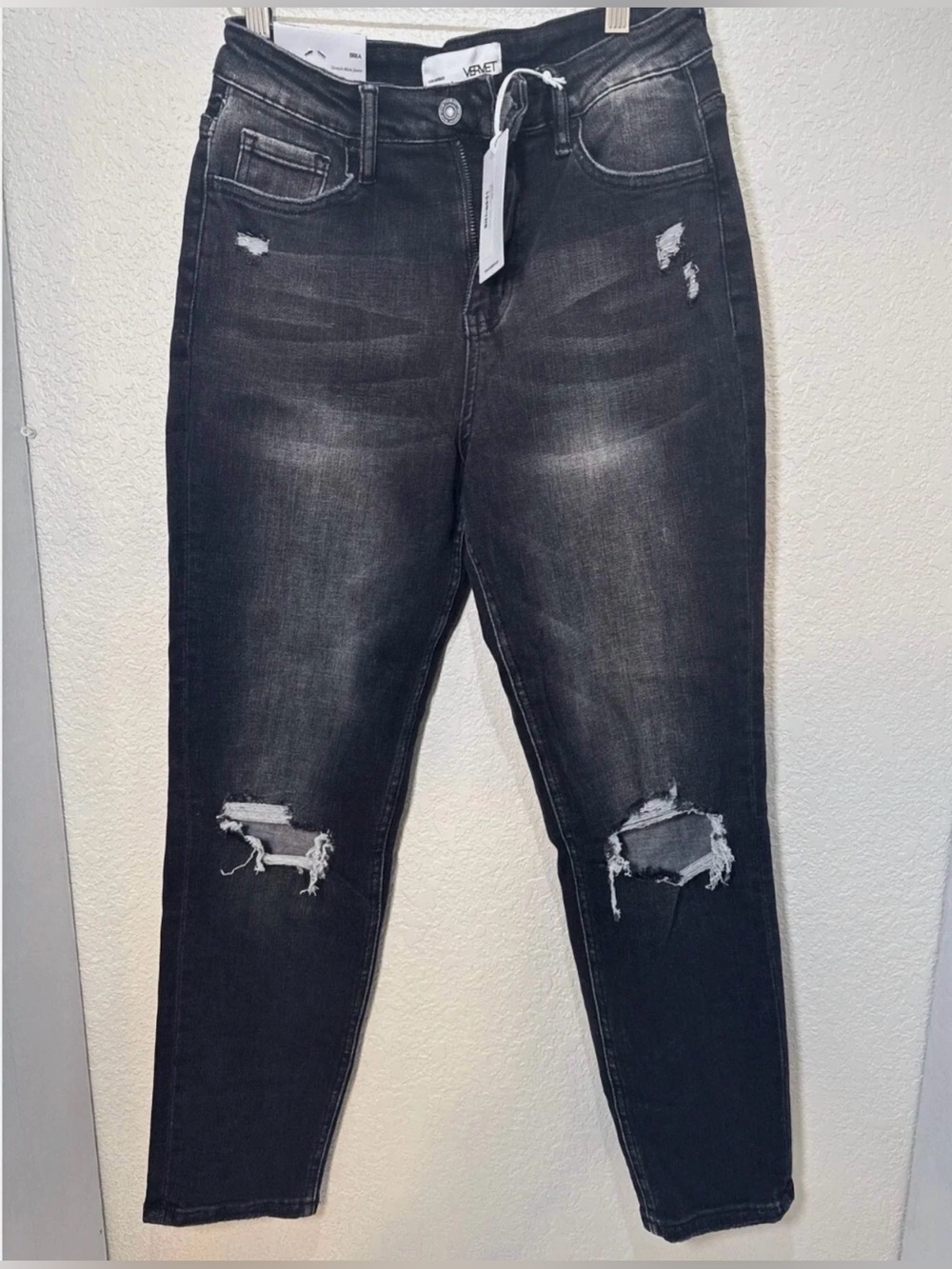 NWT Vervet Erika Mom Jean in Distressed Black - Sizes 26 & 32